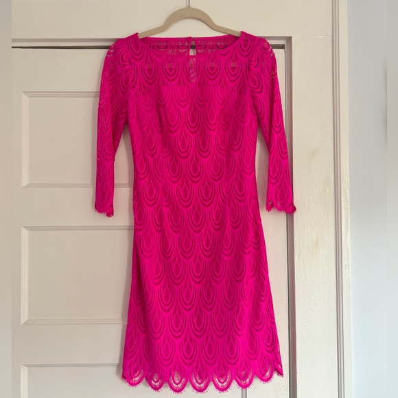 Lilly Pulitzer Dresses & Skirts - Lilly Pulitzer Fuchsia Lace Dress